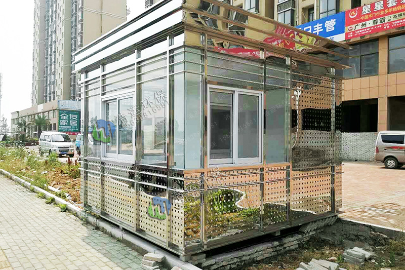 鋼結構氟碳噴漆崗亭與不銹鋼崗亭價格分析